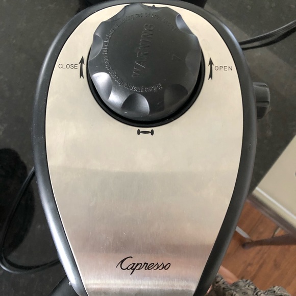 Espresso Machine - Picture 2 of 3